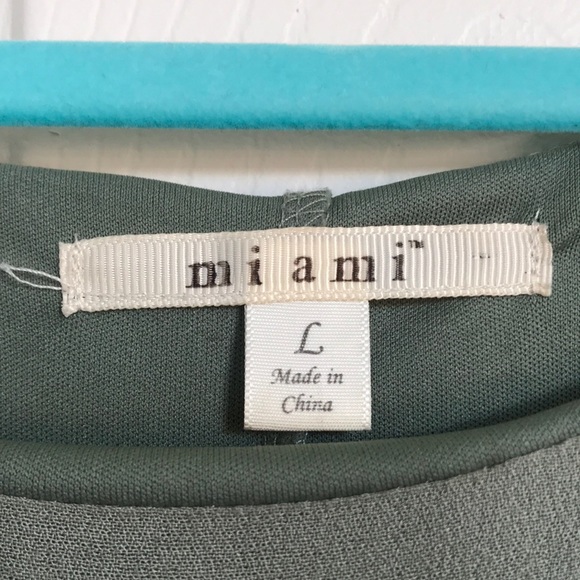 Tea-length sage green sun dress - Picture 3 of 3